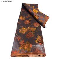 Tissu de dentelle de brocart d'organza d'impression de fleurs italiennes 100% tissu de jacquard de brocart de polyester pour la robe de femmes
