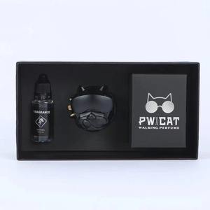 Ambientador de aire sólido para perros de lujo para difusor de vehículos de automóviles con Clip de ventilación de aire Bulldog Perfume Recambio hecho de plástico - Product Image 5