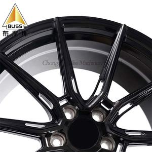 Pièces de course automatique Jante de roue à 5 trous Voiture de tourisme 9.5J 10J 10.5J 11J 11.5J Pneus Jantes en alliage Roues pour <span class=keywords><strong>Volkswagen</strong></span> <span class=keywords><strong>Golf</strong></span> <span class=keywords><strong>R</strong></span> 2022 - Product Image 2