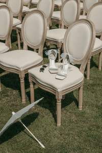 <span class=keywords><strong>Chaise</strong></span> <span class=keywords><strong>de</strong></span> banquet <span class=keywords><strong>de</strong></span> mariage française <span class=keywords><strong>Louis</strong></span> <span class=keywords><strong>XVI</strong></span> en résine PP empilable pour restaurant, vente en gros d'usine, dossier rond, vintage, plastique - Product Image 6