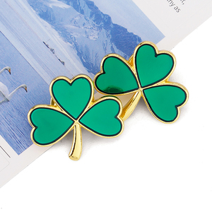 Mayorista Fabricante Esmalte Suave Chapado en Oro Insignia Aleación de Zinc <span class=keywords><strong>Trébol</strong></span> trae Suerte Personalización Pins - Product Image 4