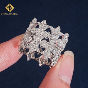 Anillo de banda ancha con cruz hueca de diamantes cultivados en laboratorio VVS de ZUANFA JEWELRY, anillo de banda ancha estilo hip hop con incrustaciones de S925 para hombre - Product Image 1
