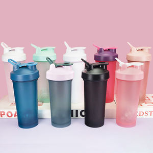 המוצרים הנמכרים ביותר 2026 חלבון חדר כושר לנער בקבוק מים פלסטיק עם ידית ושייקר - Product Image 1