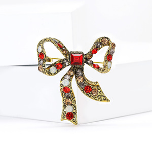 ヴィンテージ クリスタル ボウ ブローチ 女性用 - Product Image 4