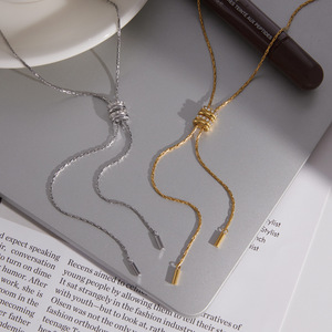Collar Minimalista con Colgante de Cadena de Serpiente y Circonita Cúbica Redonda, Chapado en Oro, Acero Inoxidable, para Uso Diario de Mujeres - Product Image 1