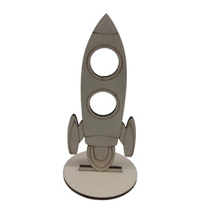 Kit de bricolage astronaute en bois 23 cm pour enfants, ensemble de jouets à peindre, thème fantastique science-fiction - Product Image 3