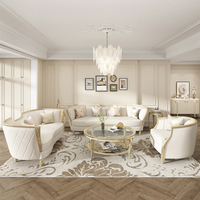 Modernes Glamouröses Europäisches Sofa-Set mit Gebogenen Goldenen Akzenten, Weiß, 3-teilig, Wohnzimmermöbel, Gepolstertes Sofa mit Rollarmlehnen, Zweisitzer, Sessel für Zuhause