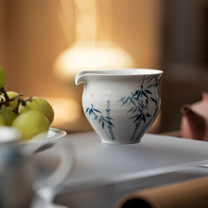 Guanlan Hand-Painted Blue Bamboo Porcelain Fair Cup Round Kung Fu <b>Tea</b> <b>Set</b> Household <b>Tea</b> Dispenser Evening Cup - Product Image 3