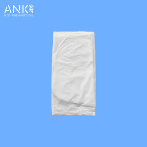 Baberos Duraderos de Alta Calidad para Adultos, Tela Suave y Delicada para un Uso Diario Cómodo, Perfectos para Cuidadores en el Hogar - Product Image 2