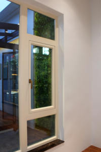 מודרני משרד כהה מסכי גיליון אבטחת גריל סגנונות לבן בטיחות בר מבודד זכוכית אלומיניום windows ודלתות עם ידיות - Product Image 4