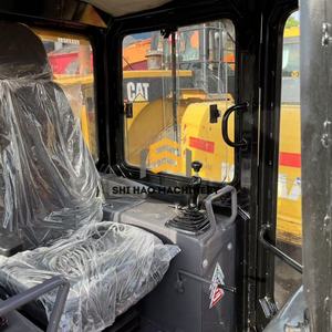 Topadora de orugas Caterpillar CAT-D5K de segunda mano, importada de Japón, con garantía posventa, para uso agrícola y doméstico. - Product Image 4