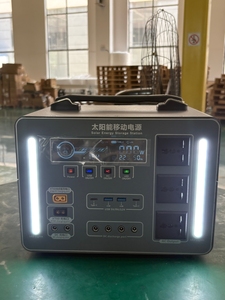 แบตเตอรี่สำรองพลังงานแสงอาทิตย์แบบพกพา 800Wh พร้อมแบตเตอรี่ลิเธียมไอรอนฟอสเฟตความจุสูง พลังงานสำรองฉุกเฉินสำหรับการตั้งแคมป์กลางแจ้ง - Product Image 5