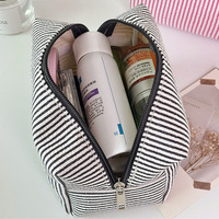 Pochette cosmétique en gaze à bulles avec logo personnalisé, sac de toilette à main, sac de rangement cosmétique brodé à rayures et à carreaux pour filles