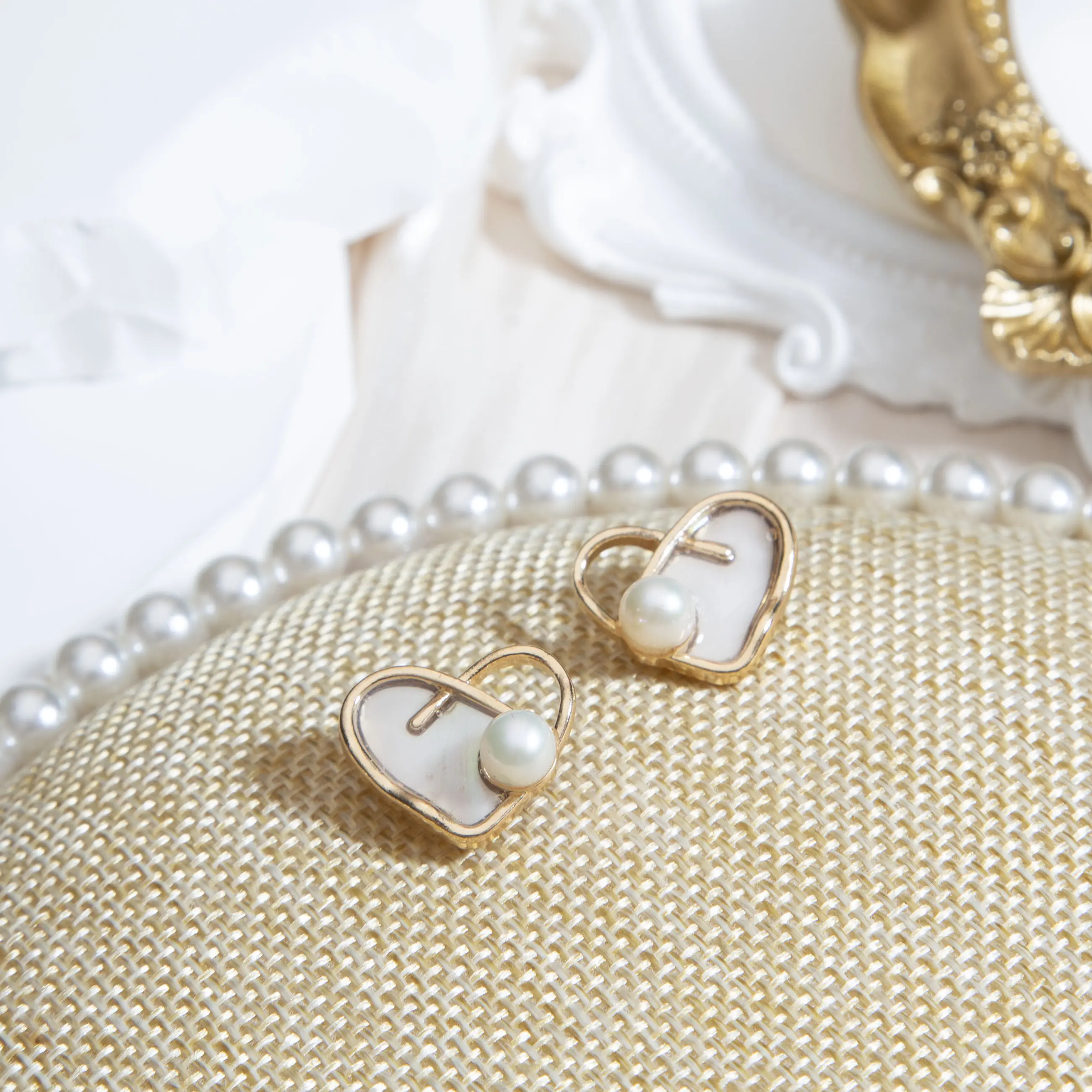 Nuovo designer di gioielli all'ingrosso placcato oro orecchini di perle da sposa con acqua dolce per regalo di gioielli da donna