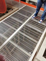 Peldaño de Escalera de Rejilla de Aluminio Personalizable