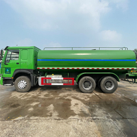 Camion-citerne d'arrosage Howo neuf et d'occasion à prix compétitif en Chine, capacité 20000-30000 litres, 6x4 8x4, à vendre