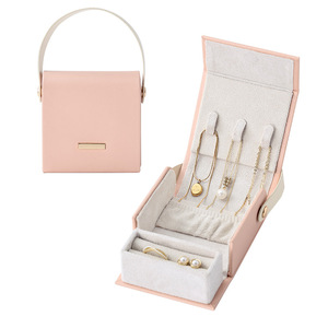 Caja de Joyería de Viaje de Lujo con Cierre Magnético de Terciopelo y Logotipo Personalizado, para Guardar Collares y Anillos, Portátil - ELEqueen - Product Image 5