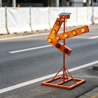360 °   Flèche directionnelle rotative et réglable, lumière de guidage solaire à LED, clignotante par induction pour travaux routiers