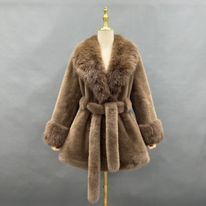 Janefur Giacca Invernale da Donna con Colletto in <span class=keywords><strong>Pelliccia</strong></span> Sintetica, <span class=keywords><strong>Cappotto</strong></span> in Finta <span class=keywords><strong>Pelliccia</strong></span> <span class=keywords><strong>di</strong></span> <span class=keywords><strong>Visone</strong></span> con Cintura - Product Image 1