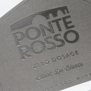 Luxury Texture Red Wine Packaging Label Waterproof Embossed Vinyl UV Printing Packaging Label - Product Image 2