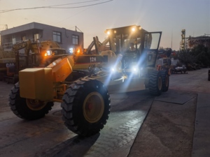 Motoniveladora Caterpillar CAT 12H Usada/Motoniveladora CAT12H Usada de Japón en Venta - Product Image 6