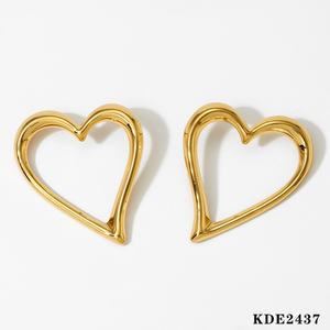 Pendientes de Corazón Grande y Lindos de Acero Inoxidable Chapados en Oro de 18k, Pendientes de Declaración, Pendientes Lisos de Amor - Product Image 6