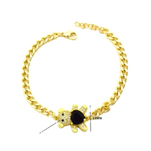 Bracciale in Acciaio Inossidabile con Cristalli a Forma di Orso Natalizio 2025, Design Cartoon alla Moda per Signore - Product Image 2