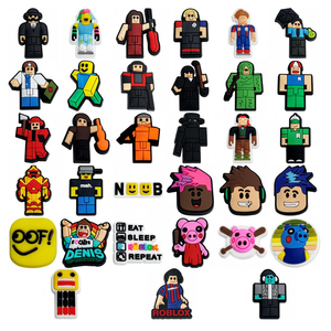 Nuevo diseño <span class=keywords><strong>Roblox</strong></span> zapatos perforados encantos DIY dibujos animados Robot desmontable zapato hebilla Decoración - Product Image 1