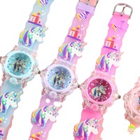 Montre à quartz créative à cadran 3D de dessin animé pour garçons et filles de l'école primaire, série pour enfants avec boîtier lumineux