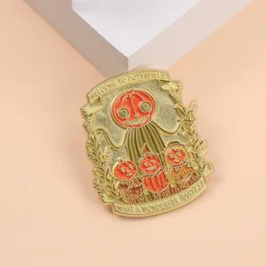 Shmik Cartoon Halloween Tête de citrouille avec des lettres QU'UNE MERVEILLEUSE RÉCOLTE Émail Métal Drôle Épinglettes - Product Image 4