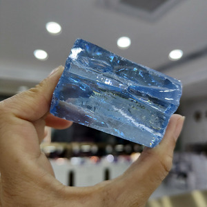 Circonia Cúbica de Color Azul Cielo, Material Sintético en Bruto sin Cortar para la Fabricación de Piedras Sueltas - Product Image 1