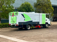 Camion balayeuse 4x2 avec réservoir d'eau de 12m³ et bac à poussière de 12m³, nettoyage municipal combiné par lavage haute pression et aspiration