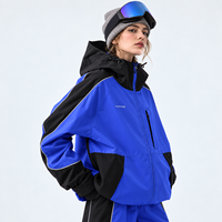 Survêtement Personnalisé Haute Qualité en Nylon avec Logo Brodé et Passepoil Réfléchissant