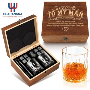 Premium Custom Logo 300ml Crystal Glass Rock Cocktail bicchieri da whisky Set con pietre agghiaccianti in granito in confezione regalo in legno