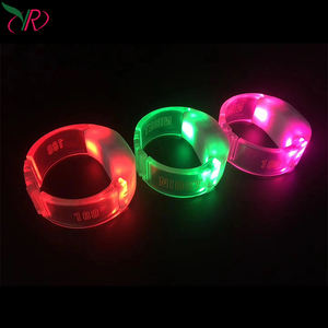 2025 Personnalisé Smart <span class=keywords><strong>Promo</strong></span> Led Étudiant Bracelet Nouveau Concert Dynamique Rave Light up Clignotant Coloré Led Bracelet pour Club Party - Product Image 6