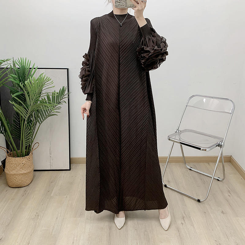 สีน้ำตาล