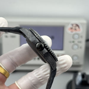 La Artesanía en Fibra de Carbono Brilla con un Brillo Único, Creando una Obra de Arte Histórica Exclusivamente para Usted. Reloj Mecánico - Product Image 4