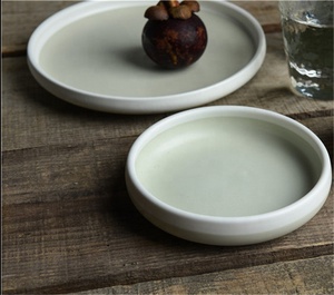 Precios de fábrica Cerámica hecha a mano Esmalte mate Cubiertos Juegos de platos para servir Restaurante europeo Vajilla de cerámica moderna - Product Image 5