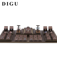 Ensemble complet de présentoirs à bijoux DIGU - Supports de présentation en PU marron avec buste pour colliers, barre en T pour boucles d'oreilles, support pour bracelets, plateau pour bagues