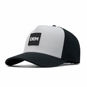 Gorra de Béisbol de Cinco Paneles, Bicolor, Clásica, Impermeable, con Logotipo de Goma Personalizado OEM, para Golf, Deportes al Aire Libre, con Orificios Cortados con Láser - Product Image 1