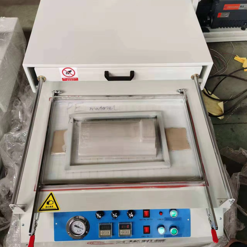 Small Desktop Vacuum Forming Machine Mini