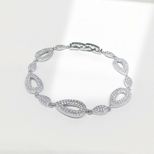 Pulsera de plata 925 con múltiples capas, estilo occidental, chapada en oro, con cadena de eslabones en forma de gota de agua, para mujer, ideal para fiestas, precio de fábrica. - Product Image 5