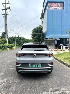 Usado, 2022, para ID.4 Crozz, SUV de 5 puertas y 5 asientos, con volante a la izquierda, asientos de cuero, interior oscuro, neumáticos R19, emisiones ID.4 VI - Product Image 2