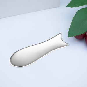 手の安全データシートPiedra Fish Gua Sha Aceroユニークな形状スクレーピングステンレス鋼マッサージ療法Gua Shaボードツール - Product Image 5