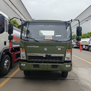 Autocarro da Soccorso Sinotruk HOWO One-Tow-Two |   Veicolo di Assistenza Stradale |   Servizio di Emergenza Stradale - Product Image 2