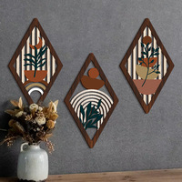 Décoration murale en bois style pastoral campagnard Art Déco, motif floral ajouré bohème en forme de losange