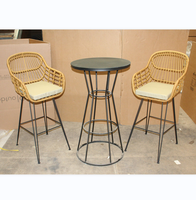 Vente en gros d'usine de meubles de bar pour jardin extérieur Ensemble de 3 tabourets de bar, chaise et table de salle à manger en rotin PE en osier UV bon marché