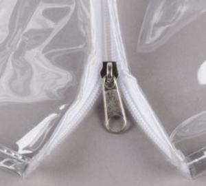 Película de PVC <span class=keywords><strong>transparente</strong></span> personalizada <span class=keywords><strong>con</strong></span> <span class=keywords><strong>ojales</strong></span> y cremallera Hoja de PVC de plástico flexible Fuerte durabilidad Rollo de PVC suave - Product Image 5