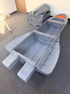 Bateau de pêche pliable compact en plastique à montage automatique - Product Image 2