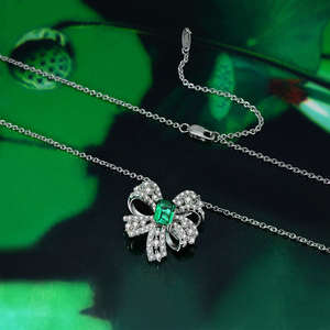 럭셔리 최신 목걸이 디자인 925 스털링 실버 다이아몬드 여성 에메랄드 보석 펜던트 목걸이 - Product Image 3